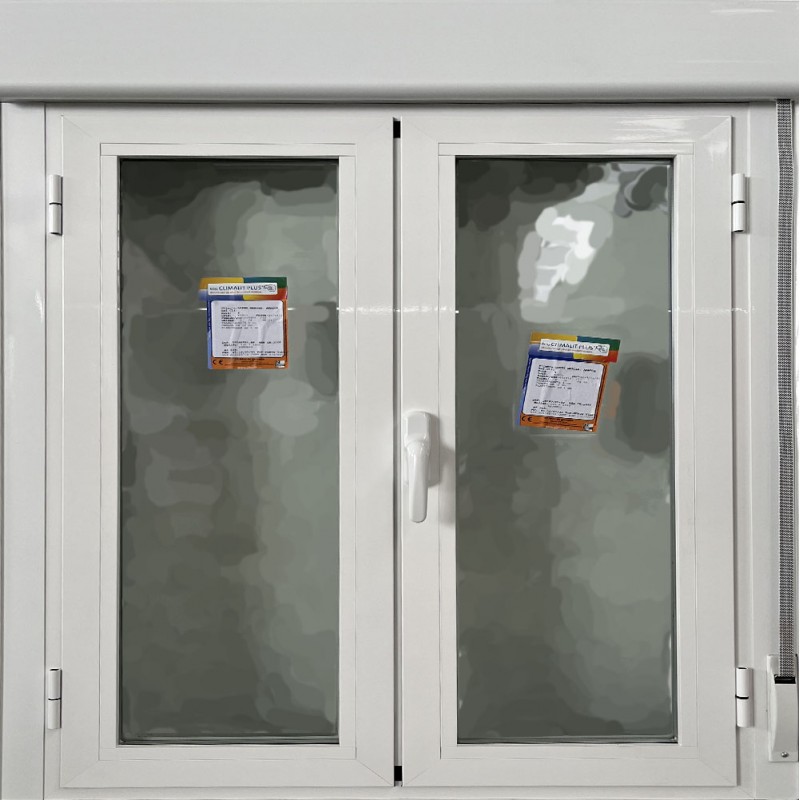 ventana de aluminio blanca